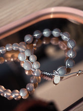 Load image into Gallery viewer, Agate bead bracelet. Adjustable bracelet.