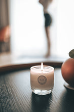 Load image into Gallery viewer, SWEET FIG &amp; BLACKBERRY SOY CANDLE