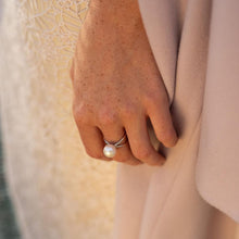Load image into Gallery viewer, Pearl Ball ring