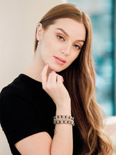 Load image into Gallery viewer, Clear crystal quartz adjustable bracelet