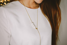 Load image into Gallery viewer, Lily necklace
