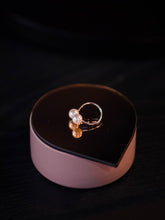 Load image into Gallery viewer, Pearl Berries ring