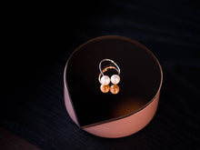 Load image into Gallery viewer, Pearl Berries ring